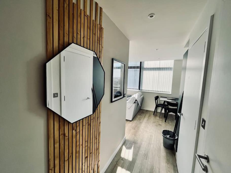Stunning One Bedroom Apartment In Old Trafford Manchester Esterno foto
