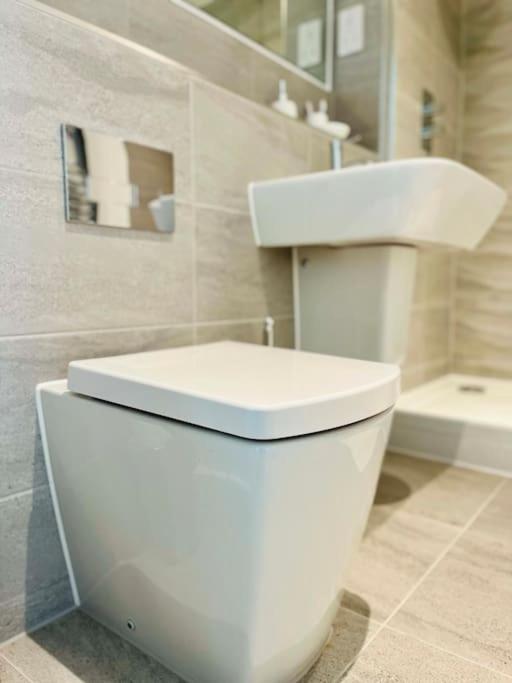 Stunning One Bedroom Apartment In Old Trafford Manchester Esterno foto