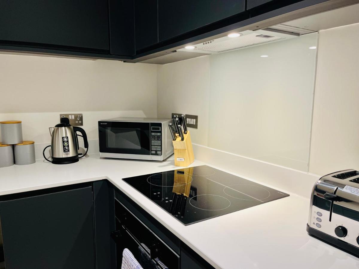 Stunning One Bedroom Apartment In Old Trafford Manchester Esterno foto